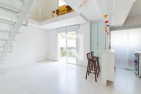 Sala de apartamento para alugar com 1 quarto, 51m² em Pinheiros, São Paulo