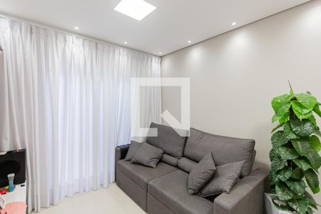 Sala de apartamento à venda com 3 quartos, 70m² em Vila Curuçá, Santo André