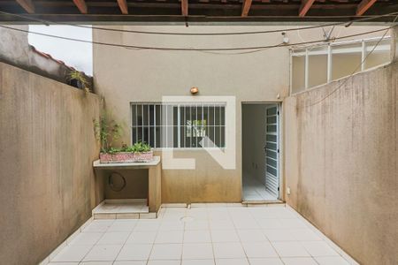 Lavanderia de casa para alugar com 2 quartos, 110m² em Jardim das Vertentes, São Paulo