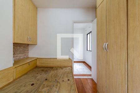 Quarto 1 de apartamento para alugar com 1 quarto, 38m² em Vila Nova Conceição, São Paulo