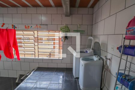 Casa à venda com 93m², 2 quartos e 6 vagasArea de Serviço