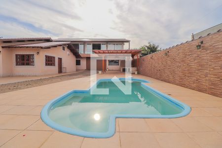 Casa à venda com 93m², 2 quartos e 6 vagasPiscina