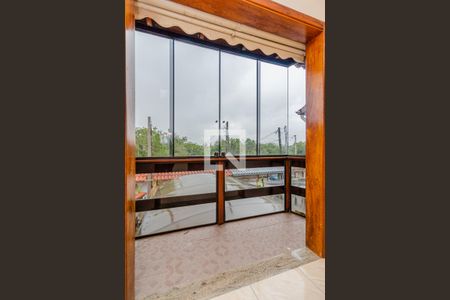 Casa à venda com 90m², 2 quartos e 1 vaga Casa à venda com 90m², 2 quartos e 1 vagaVaranda