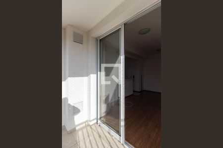 Apartamento para alugar com 74m², 3 quartos e 1 vaga Apartamento para alugar com 74m², 3 quartos e 1 vagaVaranda