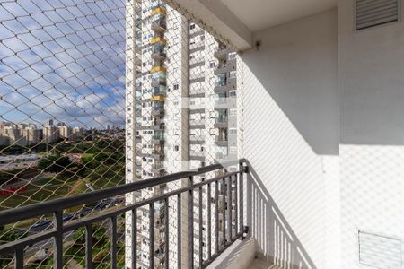 Apartamento para alugar com 74m², 3 quartos e 1 vaga Apartamento para alugar com 74m², 3 quartos e 1 vagaVaranda