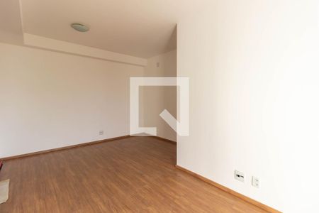 Apartamento para alugar com 74m², 3 quartos e 1 vaga Apartamento para alugar com 74m², 3 quartos e 1 vagaSala