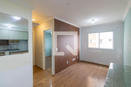 Sala/Cozinha de apartamento para alugar com 2 quartos, 45m² em Vila Carmosina, São Paulo