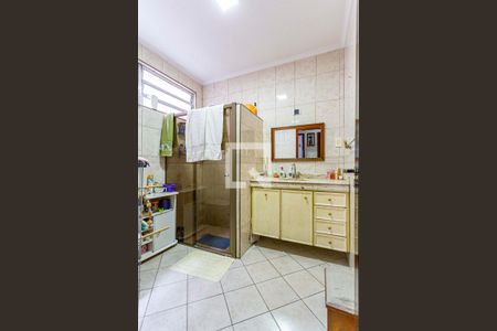 Casa à venda com 240m², 3 quartos e 4 vagasBanheiro