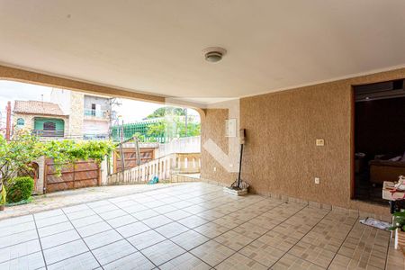 Casa à venda com 240m², 3 quartos e 4 vagasGaragem