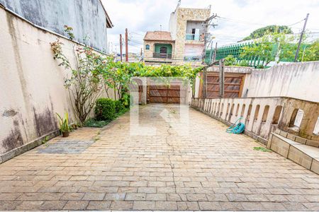 Casa à venda com 240m², 3 quartos e 4 vagasGaragem