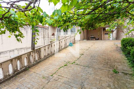 Casa à venda com 240m², 3 quartos e 4 vagasGaragem