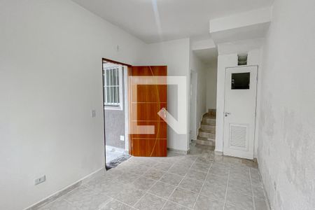 Sala de casa para alugar com 2 quartos, 75m² em Jardim Modelo, São Paulo