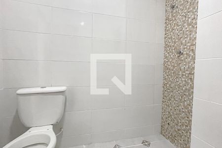 Banheiro de casa para alugar com 2 quartos, 75m² em Jardim Modelo, São Paulo