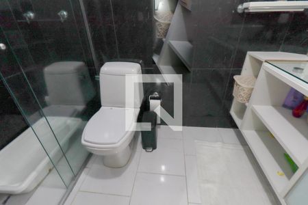 Apartamento para alugar com 130m², 3 quartos e 1 vagaBanheiro da Suíte 1