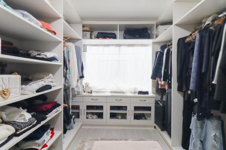 Apartamento para alugar com 130m², 3 quartos e 1 vagaCloset da suíte 1