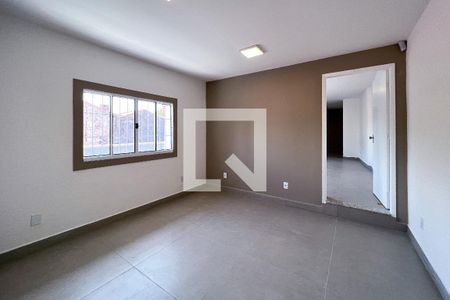 Casa à venda com 150m², 3 quartos e 1 vagaSala Íntima