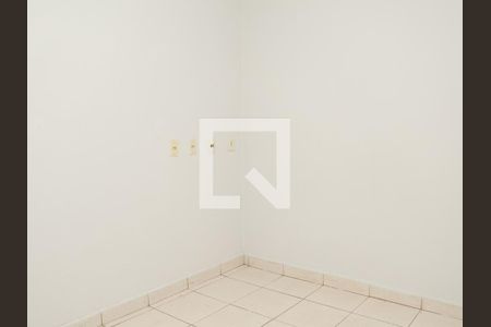 Quarto 2 de casa para alugar com 2 quartos, 75m² em Setor Central, Goiânia