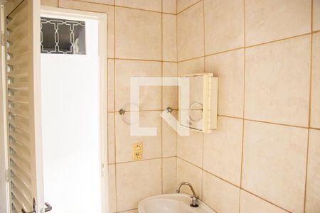 Casa para alugar com 75m², 2 quartos e 1 vagaBanheiro