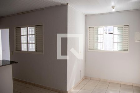 Casa para alugar com 75m², 2 quartos e 1 vagaCozinha