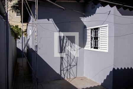 Casa para alugar com 75m², 2 quartos e 1 vagaQuintal