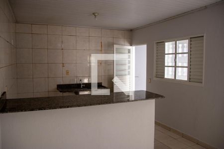 Casa para alugar com 75m², 2 quartos e 1 vagaCozinha