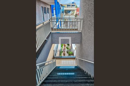 Apartamento à venda com 30m², 1 quarto e sem vagaEscada