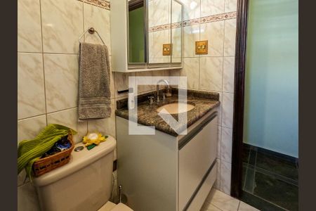 Casa à venda com 400m², 4 quartos e 8 vagasBanheiro 3