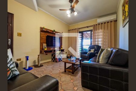 Sala de casa à venda com 4 quartos, 400m² em Vila União(zona Norte), São Paulo