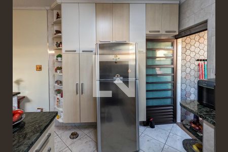 Casa à venda com 400m², 4 quartos e 8 vagasCozinha