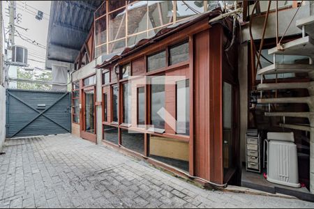 Casa para alugar com 110m², 2 quartos e 1 vaga Casa para alugar com 110m², 2 quartos e 1 vagaFachada