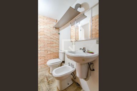 Casa para alugar com 110m², 2 quartos e 1 vaga Casa para alugar com 110m², 2 quartos e 1 vagaBanheiro Superior