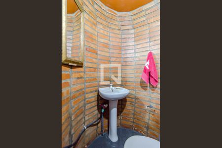 Casa para alugar com 110m², 2 quartos e 1 vaga Casa para alugar com 110m², 2 quartos e 1 vagaBanheiro de serviço