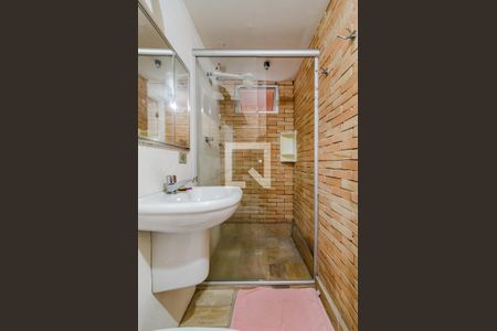 Casa para alugar com 110m², 2 quartos e 1 vaga Casa para alugar com 110m², 2 quartos e 1 vagaBanheiro Superior