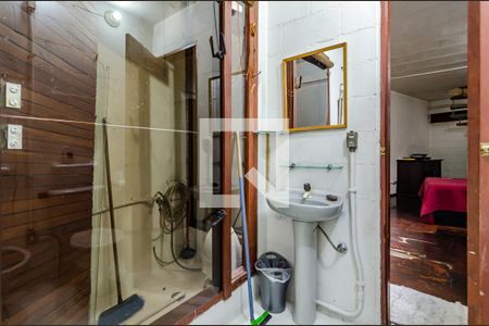 Casa para alugar com 110m², 2 quartos e 1 vaga Casa para alugar com 110m², 2 quartos e 1 vagaBanheiro da suíte