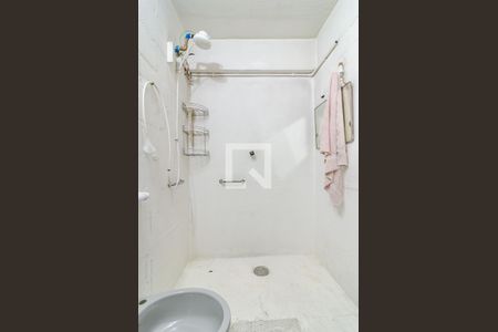 Casa para alugar com 110m², 2 quartos e 1 vaga Casa para alugar com 110m², 2 quartos e 1 vagaBanheiro da suíte