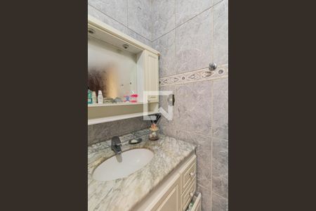 Casa à venda com 500m², 4 quartos e 4 vagasBanheiro da Suíte