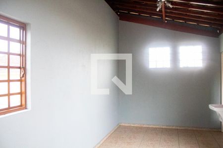 Casa para alugar com 340m², 3 quartos e 2 vagasÁrea coberta
