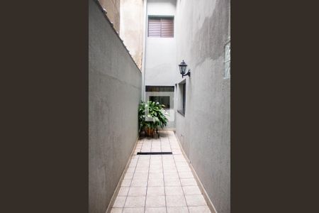 Casa para alugar com 340m², 3 quartos e 2 vagasCorredor lateral