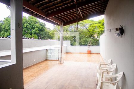 Casa para alugar com 340m², 3 quartos e 2 vagasEspaço