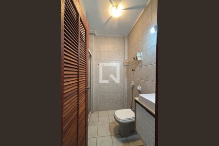 Banheiro social de apartamento para alugar com 1 quarto, 30m² em Copacabana, Rio de Janeiro