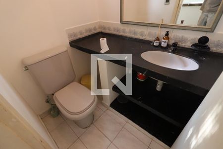 Lavabo 1 de casa para alugar com 5 quartos, 451m² em Adalgisa, Osasco