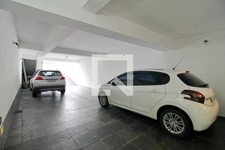 Casa à venda com 220m², 3 quartos e 4 vagasGaragem
