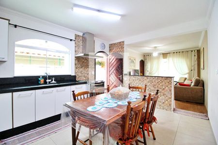 Casa à venda com 220m², 3 quartos e 4 vagasCozinha