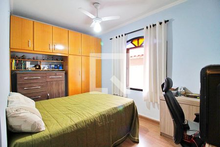 Casa à venda com 220m², 3 quartos e 4 vagasQuarto 3