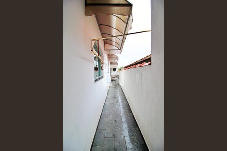 Casa à venda com 220m², 3 quartos e 4 vagasCorredor