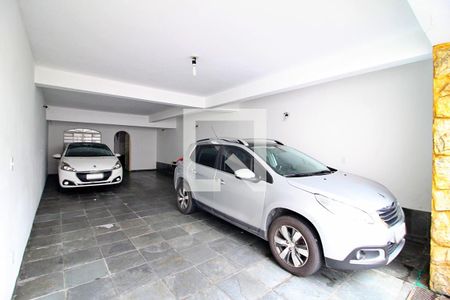 Casa à venda com 220m², 3 quartos e 4 vagasGaragem
