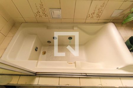 Apartamento à venda com 156m², 4 quartos e 2 vagasBanheiro