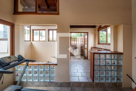 Casa à venda com 574m², 4 quartos e 3 vagas Casa à venda com 574m², 4 quartos e 3 vagasCobertura