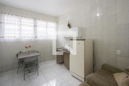 Sala/Cozinha de apartamento para alugar com 2 quartos, 49m² em Jardim Casablanca, São Paulo