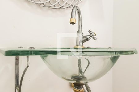 Apartamento para alugar com 171m², 5 quartos e 2 vagasDetalhe do Lavabo